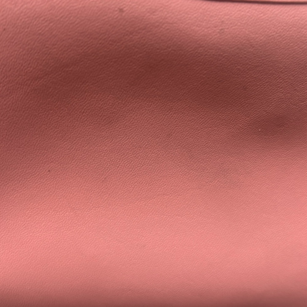 Coach pink handbag with leather and gold colored hardware - Picture 5 of 8